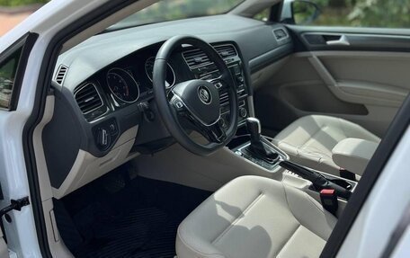 Volkswagen Golf VII, 2020 год, 2 050 000 рублей, 9 фотография