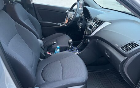 Hyundai Solaris II рестайлинг, 2016 год, 1 120 000 рублей, 8 фотография