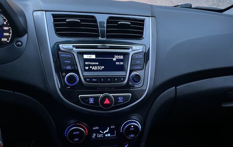 Hyundai Solaris II рестайлинг, 2016 год, 1 120 000 рублей, 12 фотография