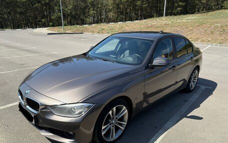 BMW 3 серия, 2014 год, 2 200 000 рублей, 3 фотография