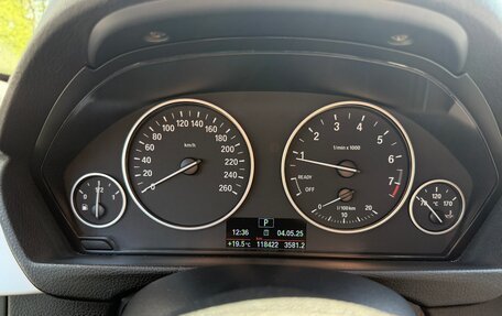 BMW 3 серия, 2014 год, 2 200 000 рублей, 16 фотография