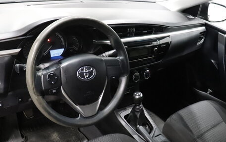 Toyota Corolla, 2014 год, 1 094 000 рублей, 6 фотография
