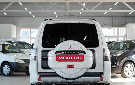 Mitsubishi Pajero IV, 2014 год, 2 599 000 рублей, 5 фотография