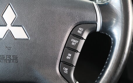 Mitsubishi Pajero IV, 2014 год, 2 599 000 рублей, 15 фотография
