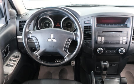 Mitsubishi Pajero IV, 2014 год, 2 599 000 рублей, 12 фотография