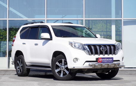 Toyota Land Cruiser Prado 150 рестайлинг 2, 2015 год, 3 616 000 рублей, 3 фотография