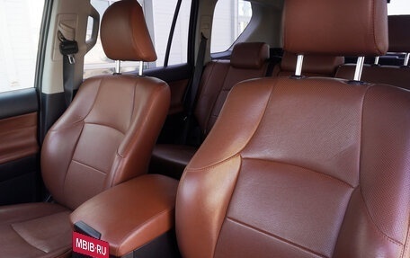 Toyota Land Cruiser Prado 150 рестайлинг 2, 2015 год, 3 616 000 рублей, 26 фотография
