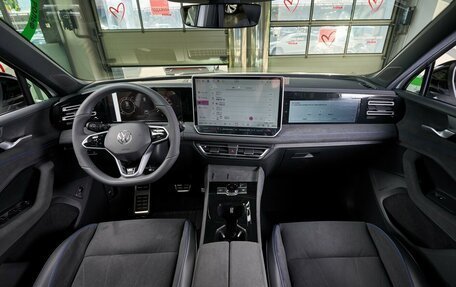 Volkswagen Tiguan, 2024 год, 5 850 000 рублей, 12 фотография