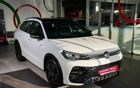 Volkswagen Tiguan, 2024 год, 5 850 000 рублей, 6 фотография