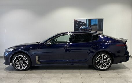 KIA Stinger I, 2018 год, 1 999 000 рублей, 8 фотография
