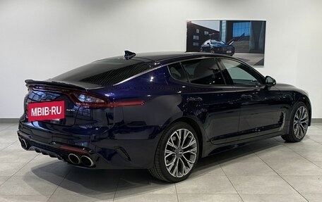 KIA Stinger I, 2018 год, 1 999 000 рублей, 5 фотография