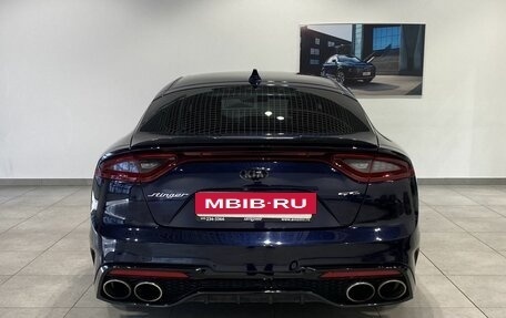 KIA Stinger I, 2018 год, 1 999 000 рублей, 6 фотография
