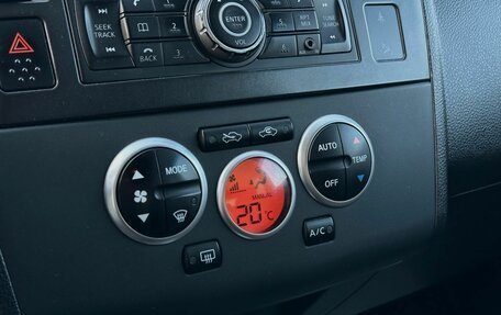 Nissan Tiida, 2011 год, 999 000 рублей, 18 фотография
