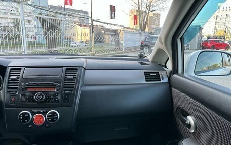 Nissan Tiida, 2011 год, 999 000 рублей, 23 фотография