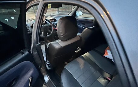 Mitsubishi Carisma I, 2003 год, 260 000 рублей, 7 фотография