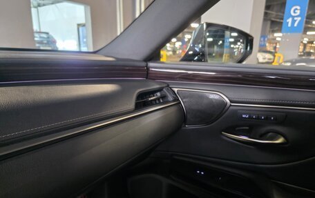 Lexus ES VII, 2020 год, 3 990 000 рублей, 8 фотография