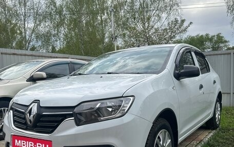 Renault Logan II, 2020 год, 835 000 рублей, 2 фотография