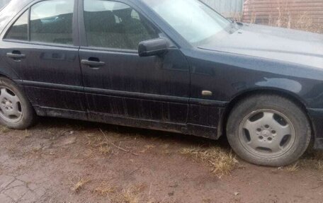 Mercedes-Benz C-Класс, 1997 год, 375 000 рублей, 3 фотография