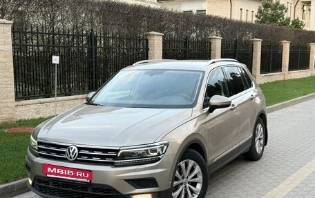 Volkswagen Tiguan II, 2018 год, 2 560 000 рублей, 4 фотография