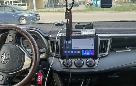 Toyota RAV4, 2015 год, 2 200 000 рублей, 8 фотография