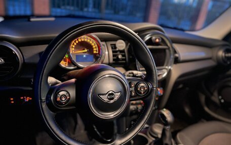 MINI Hatch, 2017 год, 1 800 000 рублей, 7 фотография