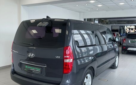 Hyundai Grand Starex Grand Starex I рестайлинг 2, 2018 год, 3 200 000 рублей, 6 фотография