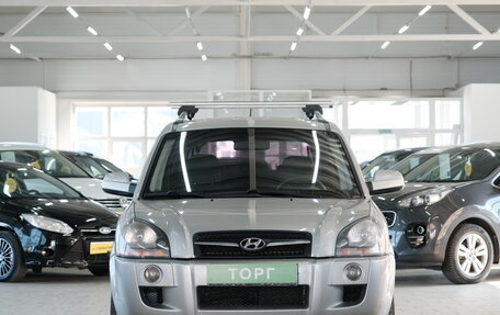 Hyundai Tucson III, 2008 год, 999 000 рублей, 3 фотография