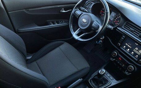 KIA Rio IV, 2018 год, 1 249 000 рублей, 13 фотография