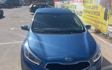 KIA cee'd III, 2013 год, 990 000 рублей, 2 фотография