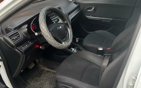 KIA Rio III рестайлинг, 2015 год, 1 000 000 рублей, 9 фотография