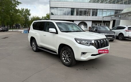 Toyota Land Cruiser Prado 150 рестайлинг 2, 2019 год, 5 690 000 рублей, 3 фотография