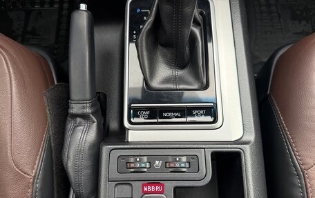 Toyota Land Cruiser Prado 150 рестайлинг 2, 2019 год, 5 690 000 рублей, 23 фотография