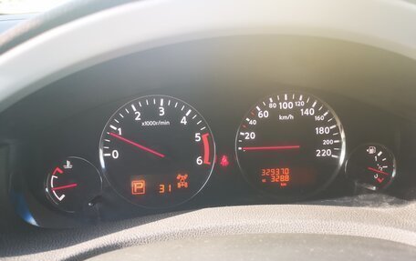 Nissan Pathfinder, 2010 год, 1 650 000 рублей, 22 фотография