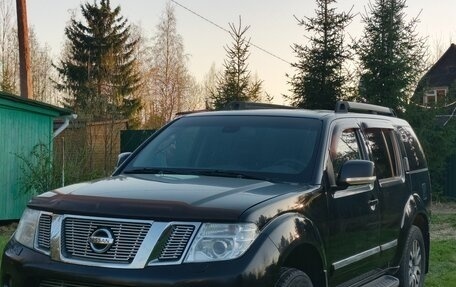 Nissan Pathfinder, 2010 год, 1 650 000 рублей, 2 фотография