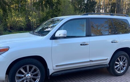 Toyota Land Cruiser 200, 2012 год, 3 450 000 рублей, 2 фотография