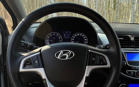Hyundai Solaris II рестайлинг, 2012 год, 880 000 рублей, 12 фотография