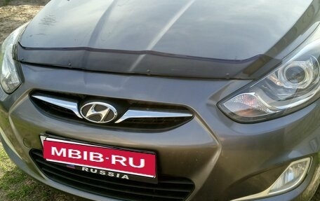 Hyundai Solaris II рестайлинг, 2011 год, 730 000 рублей, 3 фотография