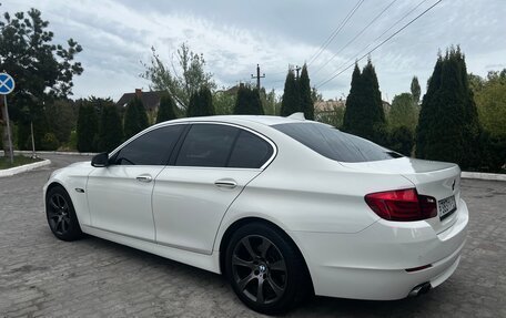 BMW 5 серия, 2011 год, 1 800 000 рублей, 3 фотография