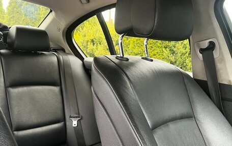 BMW 5 серия, 2011 год, 1 800 000 рублей, 18 фотография