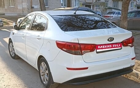 KIA Rio III рестайлинг, 2016 год, 768 000 рублей, 4 фотография
