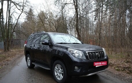 Toyota Land Cruiser Prado 150 рестайлинг 2, 2013 год, 2 450 000 рублей, 2 фотография