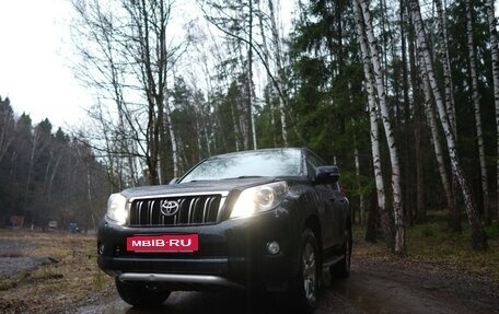 Toyota Land Cruiser Prado 150 рестайлинг 2, 2013 год, 2 450 000 рублей, 6 фотография