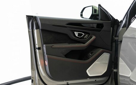 Lamborghini Urus I, 2022 год, 29 500 000 рублей, 6 фотография