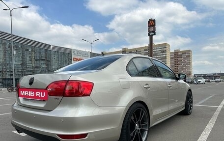 Volkswagen Jetta VI, 2012 год, 1 100 000 рублей, 4 фотография