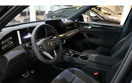 Volkswagen Tiguan, 2024 год, 5 200 000 рублей, 9 фотография