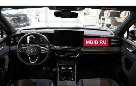 Volkswagen Tiguan, 2024 год, 5 200 000 рублей, 10 фотография