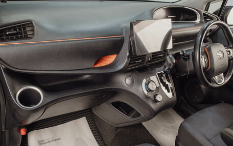 Toyota Sienta II, 2016 год, 1 449 000 рублей, 9 фотография