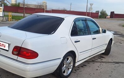 Mercedes-Benz E-Класс, 1996 год, 480 000 рублей, 1 фотография