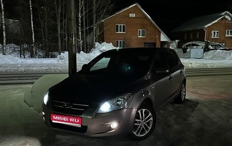 KIA cee'd I рестайлинг, 2007 год, 460 000 рублей, 1 фотография
