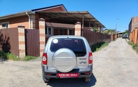 Chevrolet Niva I рестайлинг, 2012 год, 650 000 рублей, 16 фотография